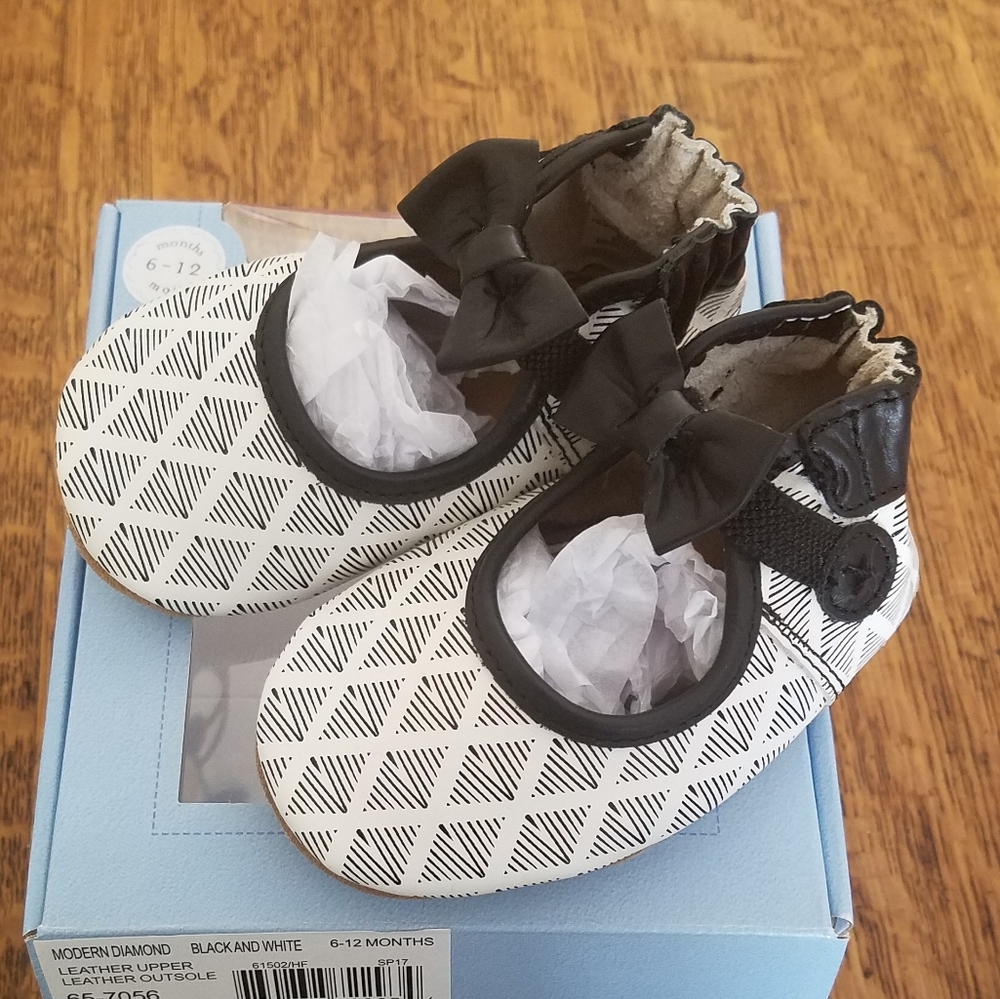 Robeez Soft Sole leather baby shoes 6-12 m